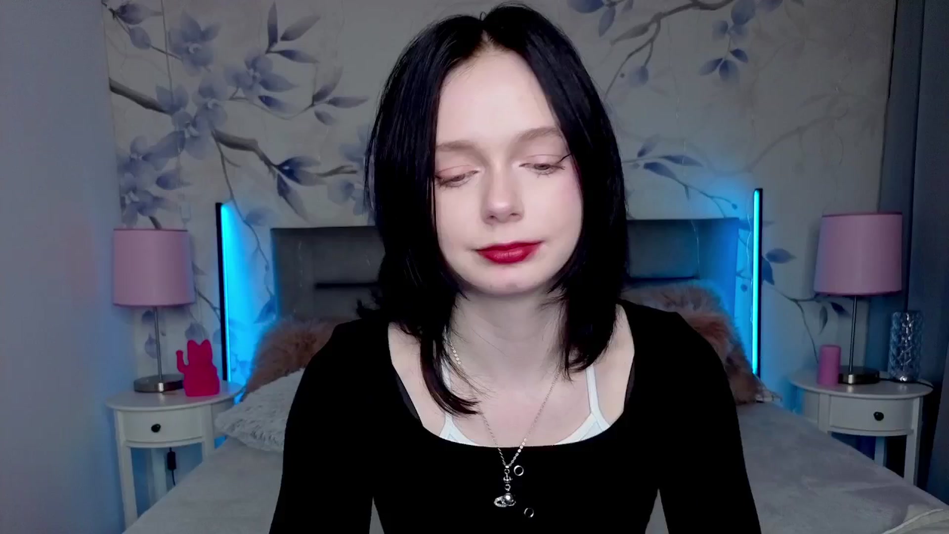 Gallery image thumbnail from Bucks_bunny's myfreecams stream on, 02/25/2026, 01:18 image 17 of 20