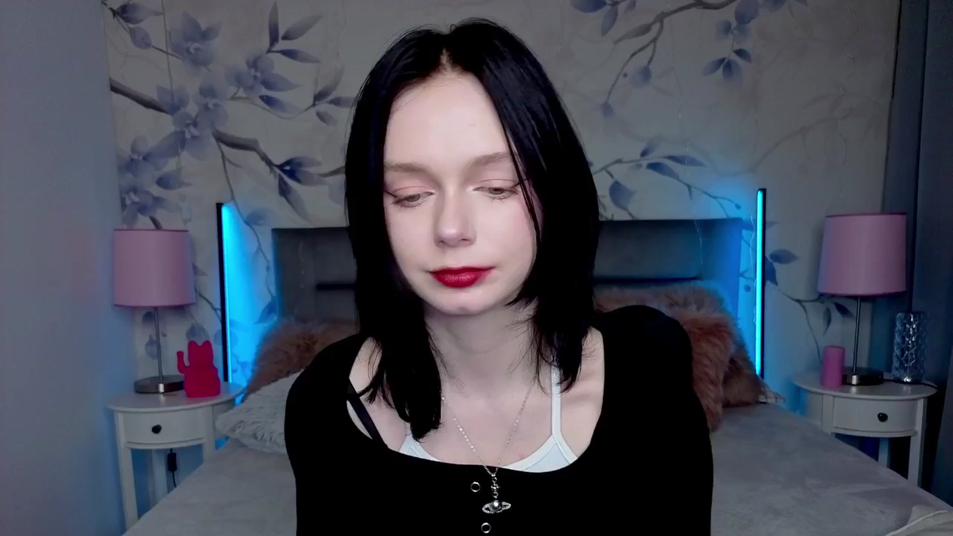 Gallery image thumbnail from Bucks_bunny's myfreecams stream on, 02/25/2026, 01:18 image 2 of 20
