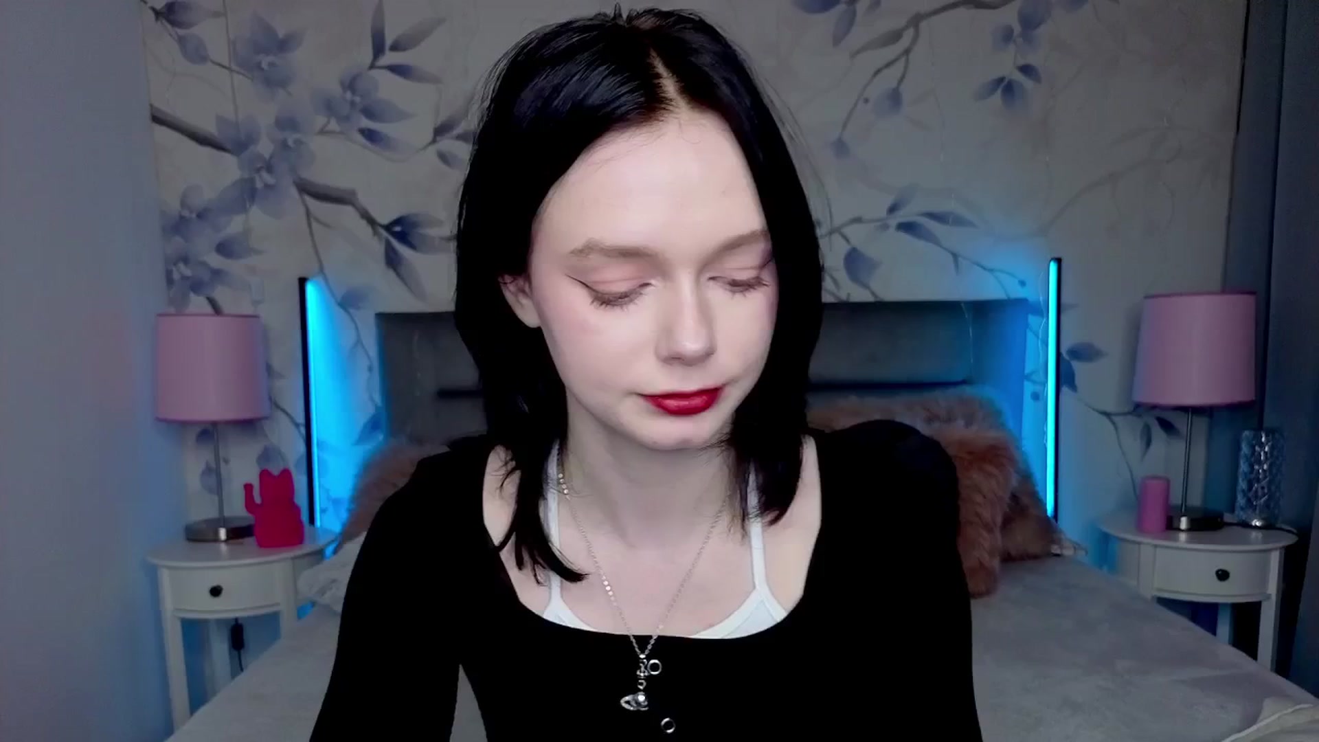 Gallery image thumbnail from Bucks_bunny's myfreecams stream on, 02/25/2026, 01:18 image 12 of 20