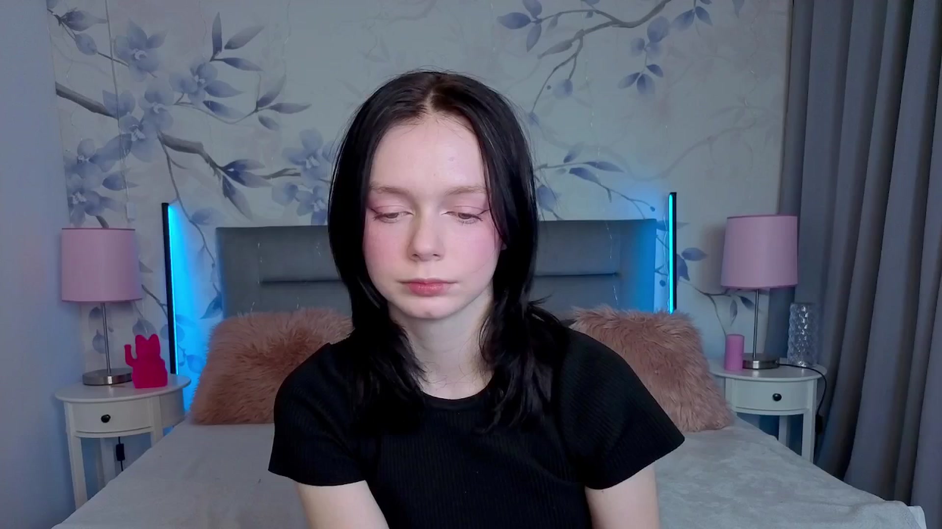 Gallery image thumbnail from Bucks_bunny's myfreecams stream on, 03/02/2026, 01:13 image 1 of 20