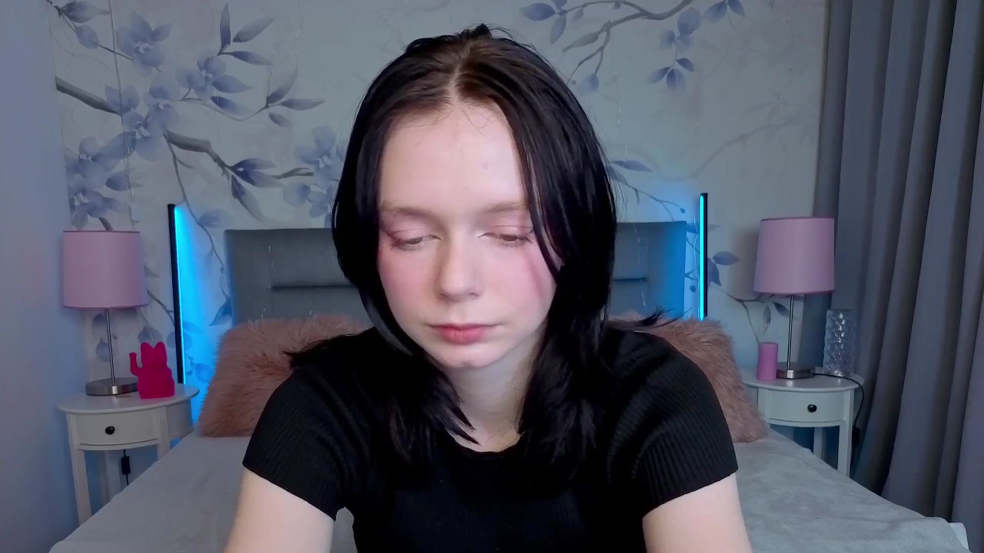 Gallery image thumbnail from Bucks_bunny's myfreecams stream on, 03/02/2026, 01:59 image 13 of 20