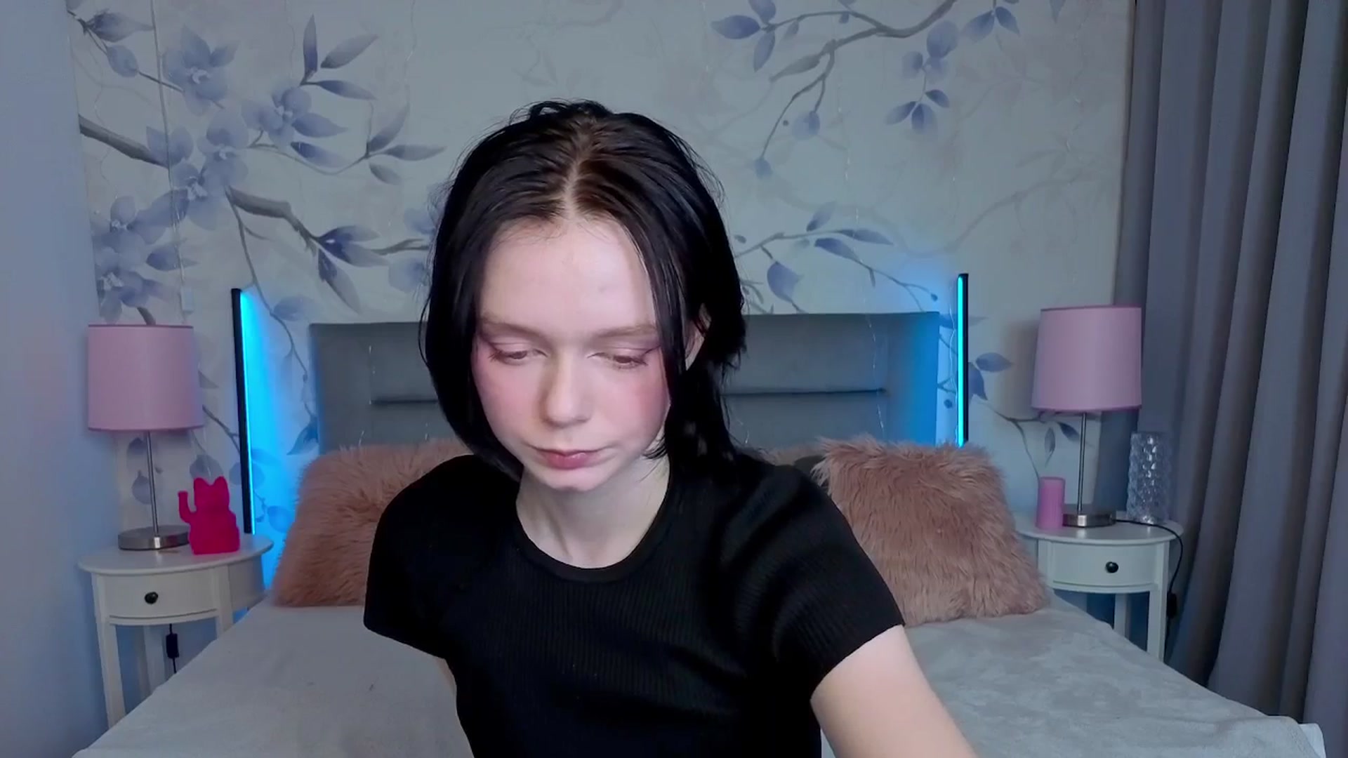 Gallery image thumbnail from Bucks_bunny's myfreecams stream on, 03/02/2026, 01:59 image 18 of 20