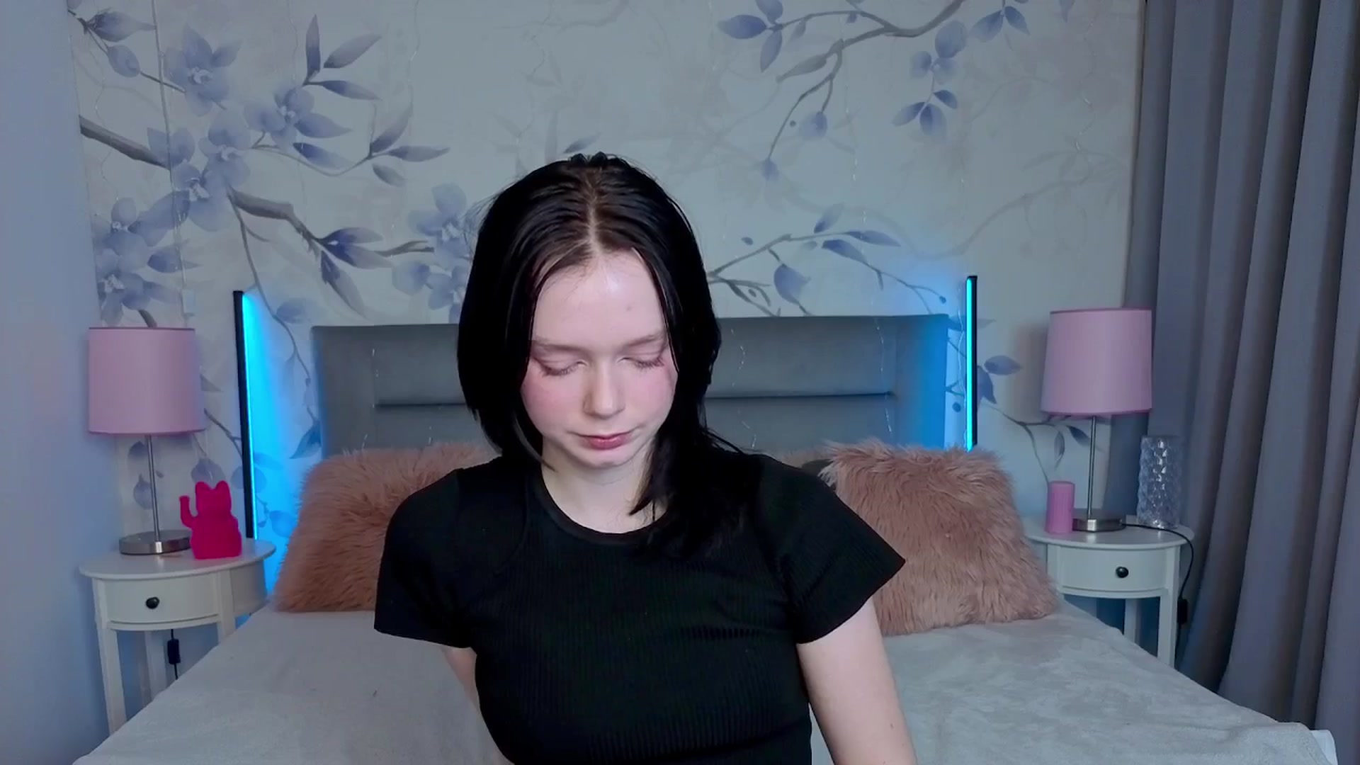 Gallery image thumbnail from Bucks_bunny's myfreecams stream on, 03/02/2026, 01:59 image 15 of 20