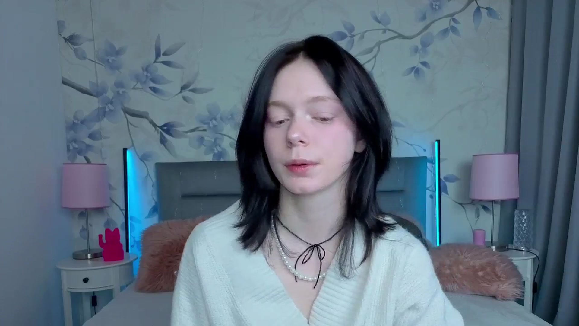 Gallery image thumbnail from Bucks_bunny's myfreecams stream on, 03/03/2026, 01:11 image 6 of 20