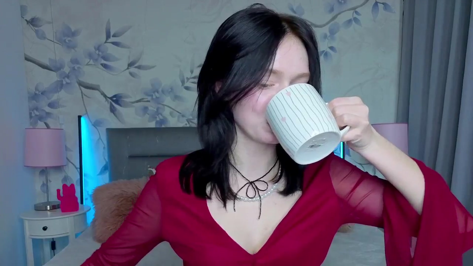 Gallery image thumbnail from Bucks_bunny's myfreecams stream on, 03/04/2026, 24:03 image 2 of 20