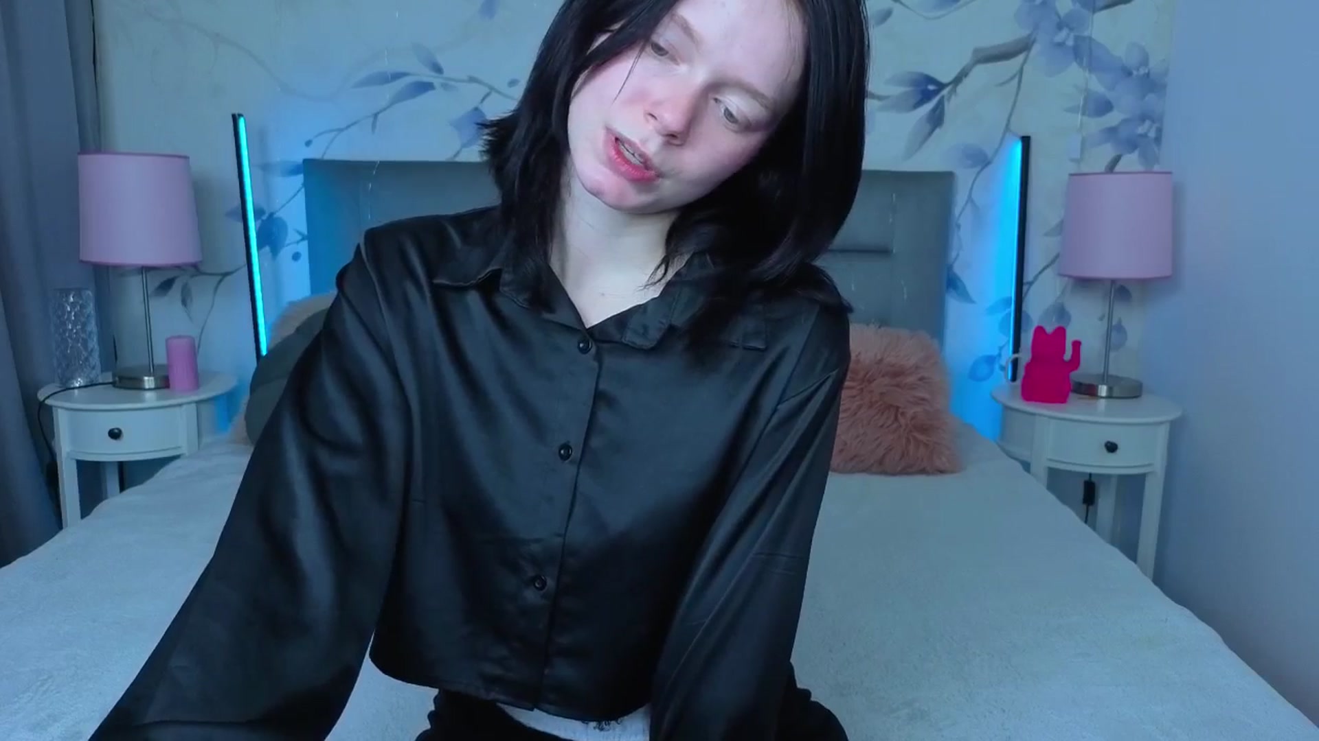 Gallery image thumbnail from Bucks_bunny's myfreecams stream on, 03/09/2026, 24:59 image 15 of 20