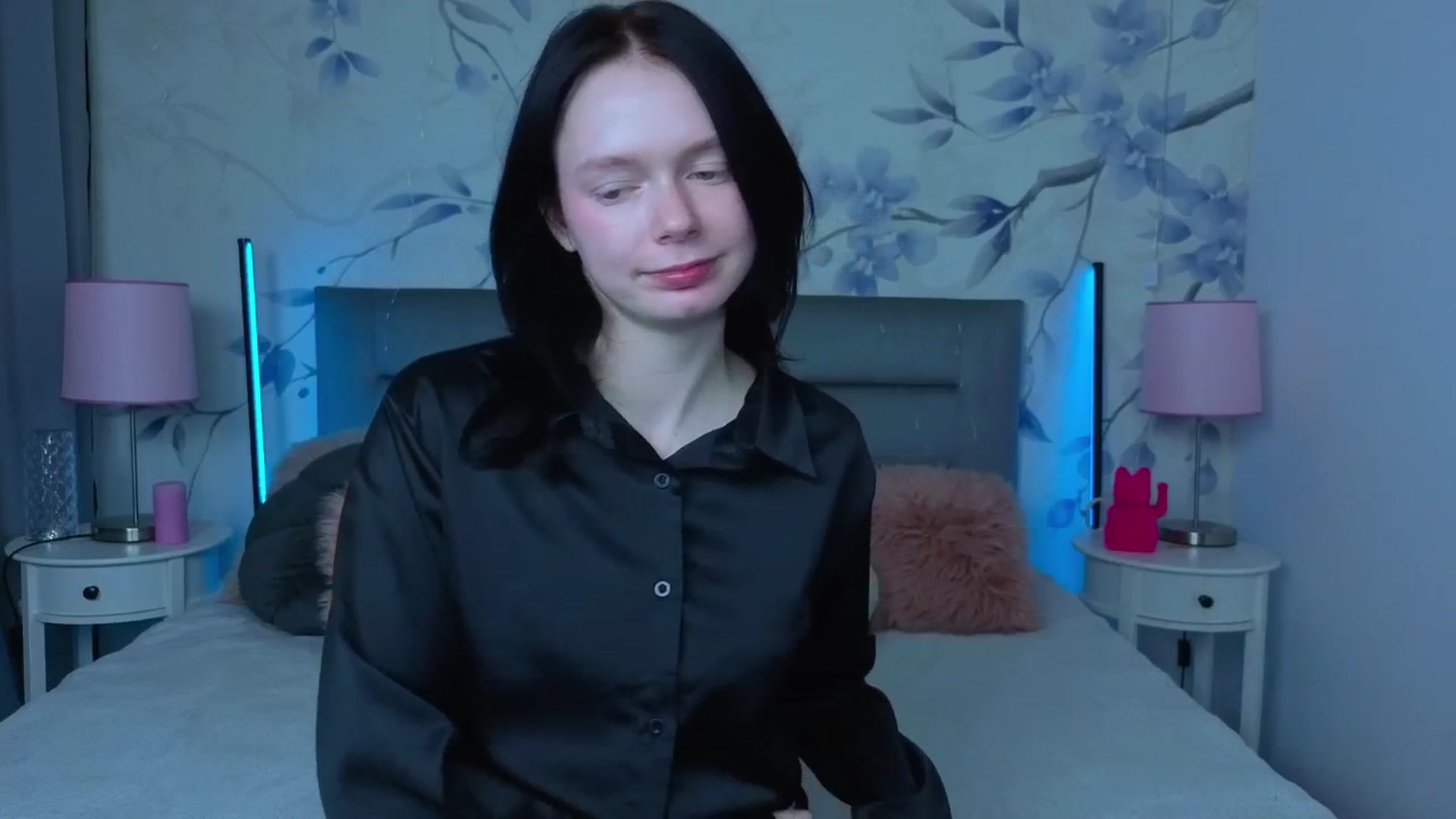 Gallery image thumbnail from Bucks_bunny's myfreecams stream on, 03/09/2026, 24:59 image 4 of 20