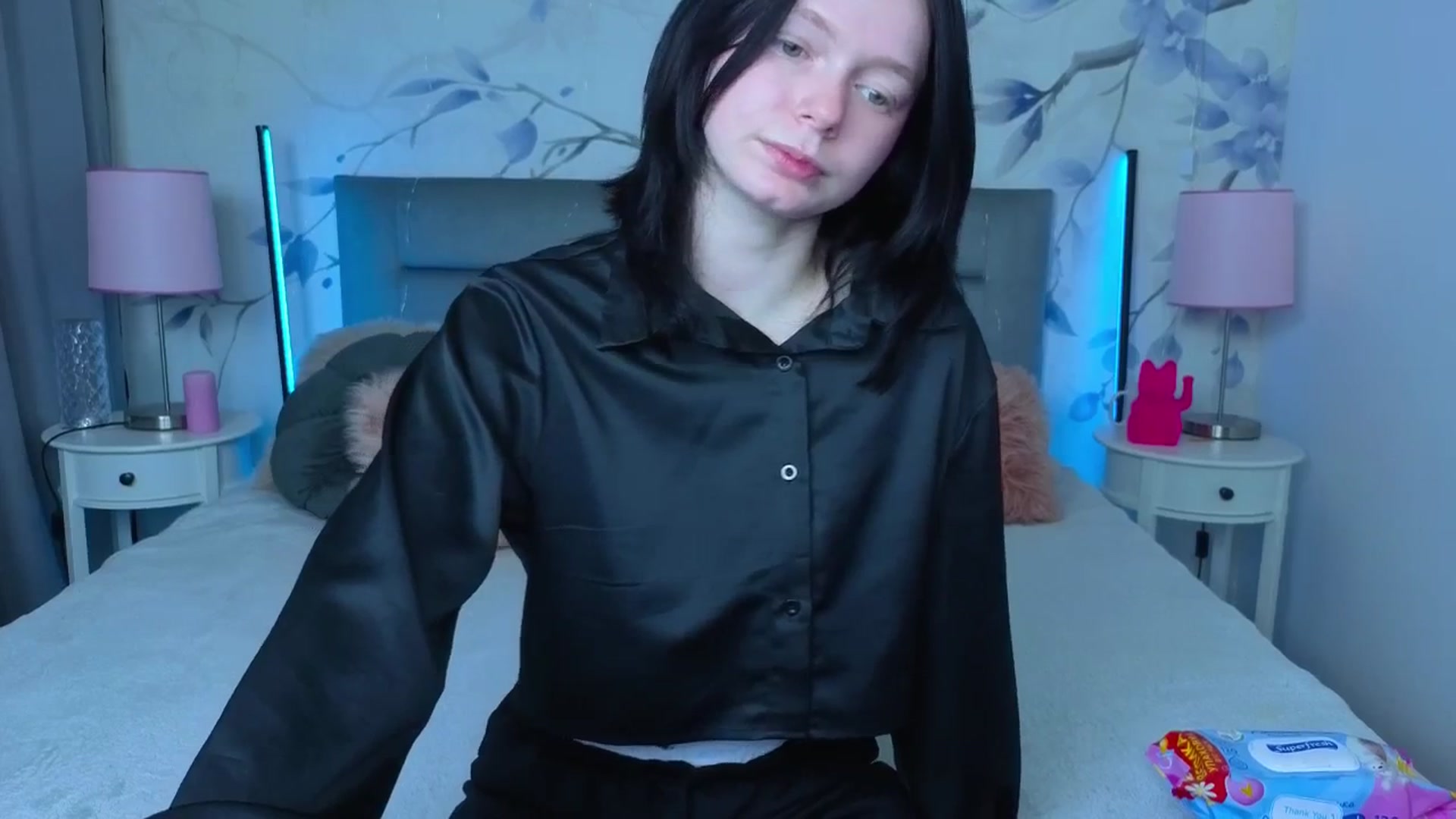 Gallery image thumbnail from Bucks_bunny's myfreecams stream on, 03/09/2026, 24:59 image 14 of 20