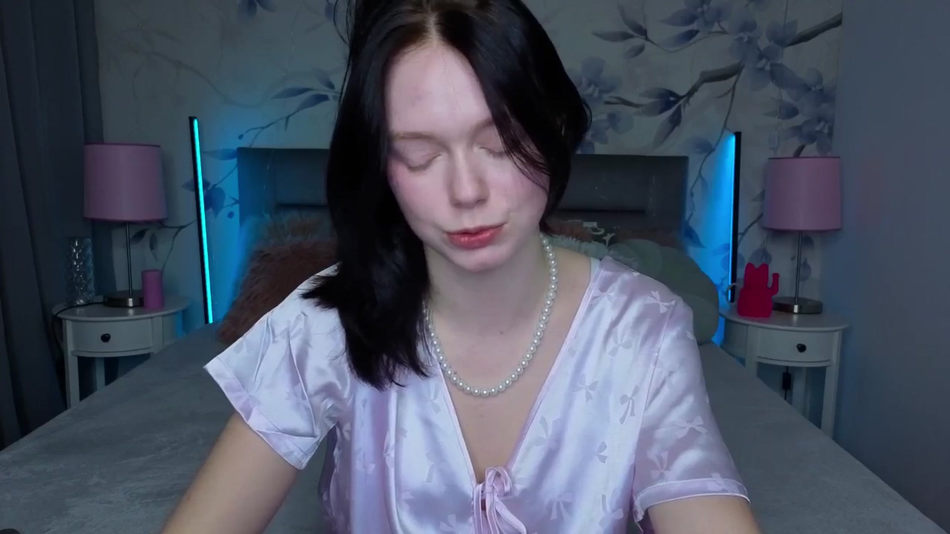 Gallery image thumbnail from Bucks_bunny's myfreecams stream on, 03/09/2026, 23:14 image 3 of 20