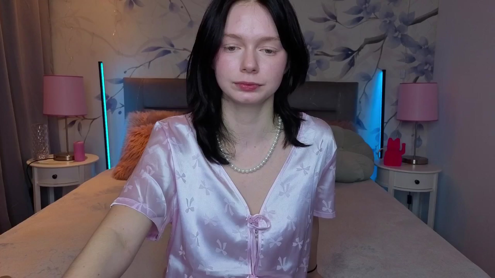 Gallery image thumbnail from Bucks_bunny's myfreecams stream on, 03/10/2026, 24:00 image 9 of 20