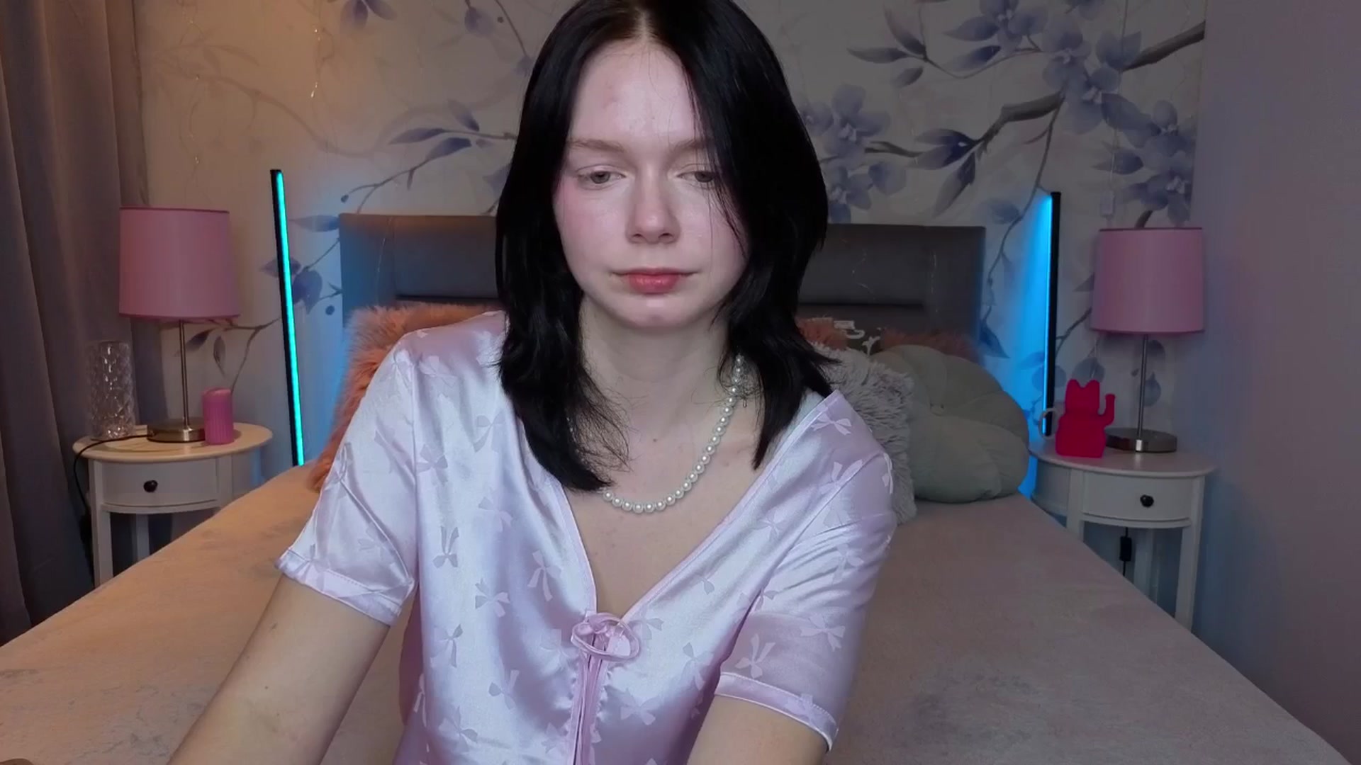 Gallery image thumbnail from Bucks_bunny's myfreecams stream on, 03/10/2026, 24:00 image 19 of 20
