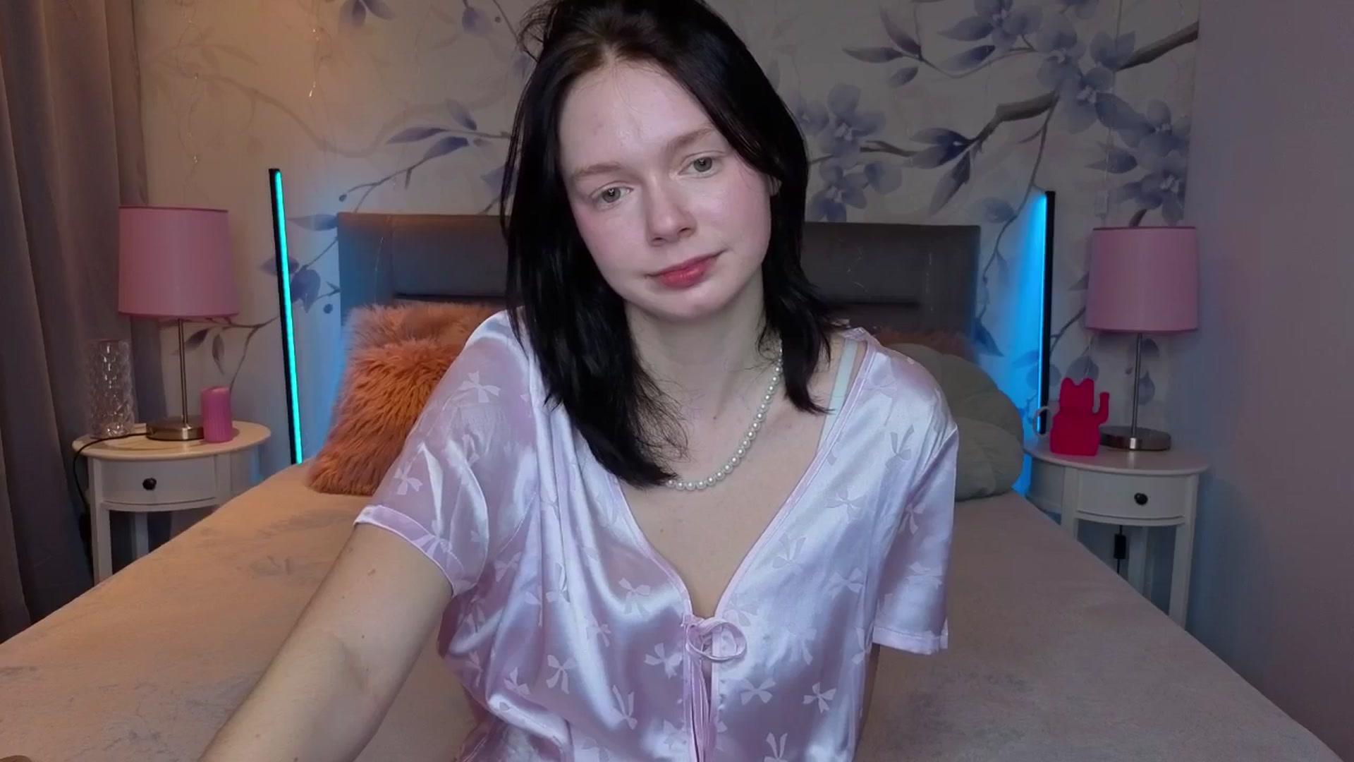 Gallery image thumbnail from Bucks_bunny's myfreecams stream on, 03/10/2026, 24:00 image 14 of 20