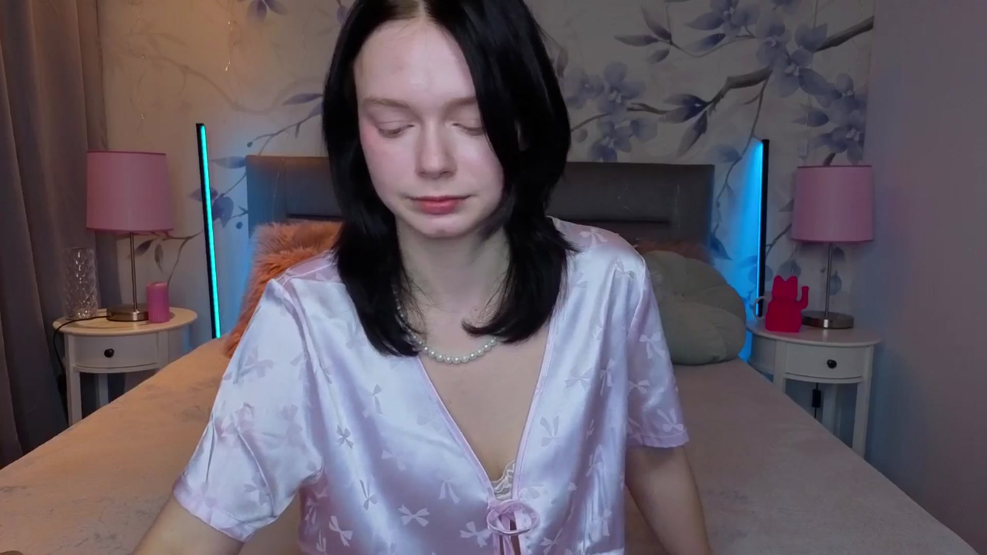 Gallery image thumbnail from Bucks_bunny's myfreecams stream on, 03/10/2026, 24:00 image 5 of 20