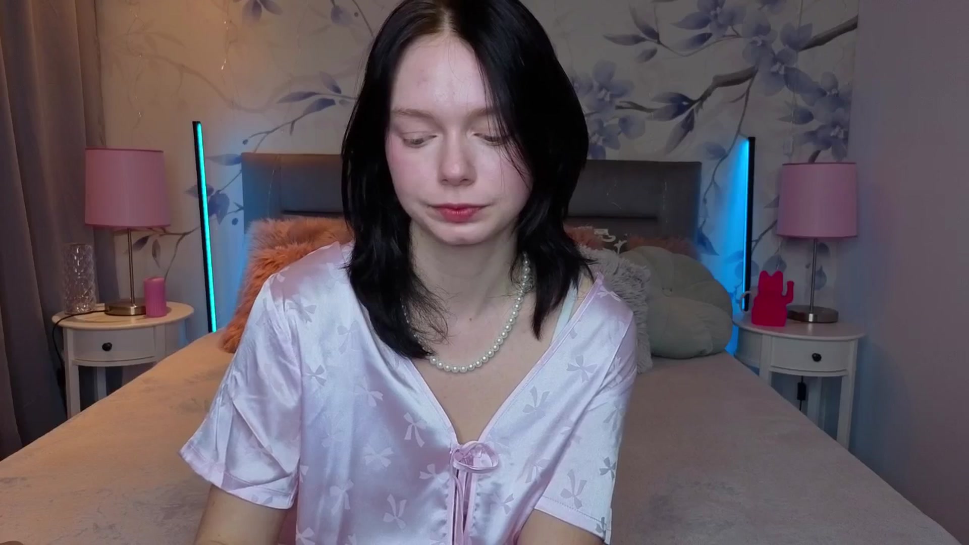 Gallery image thumbnail from Bucks_bunny's myfreecams stream on, 03/10/2026, 24:00 image 15 of 20