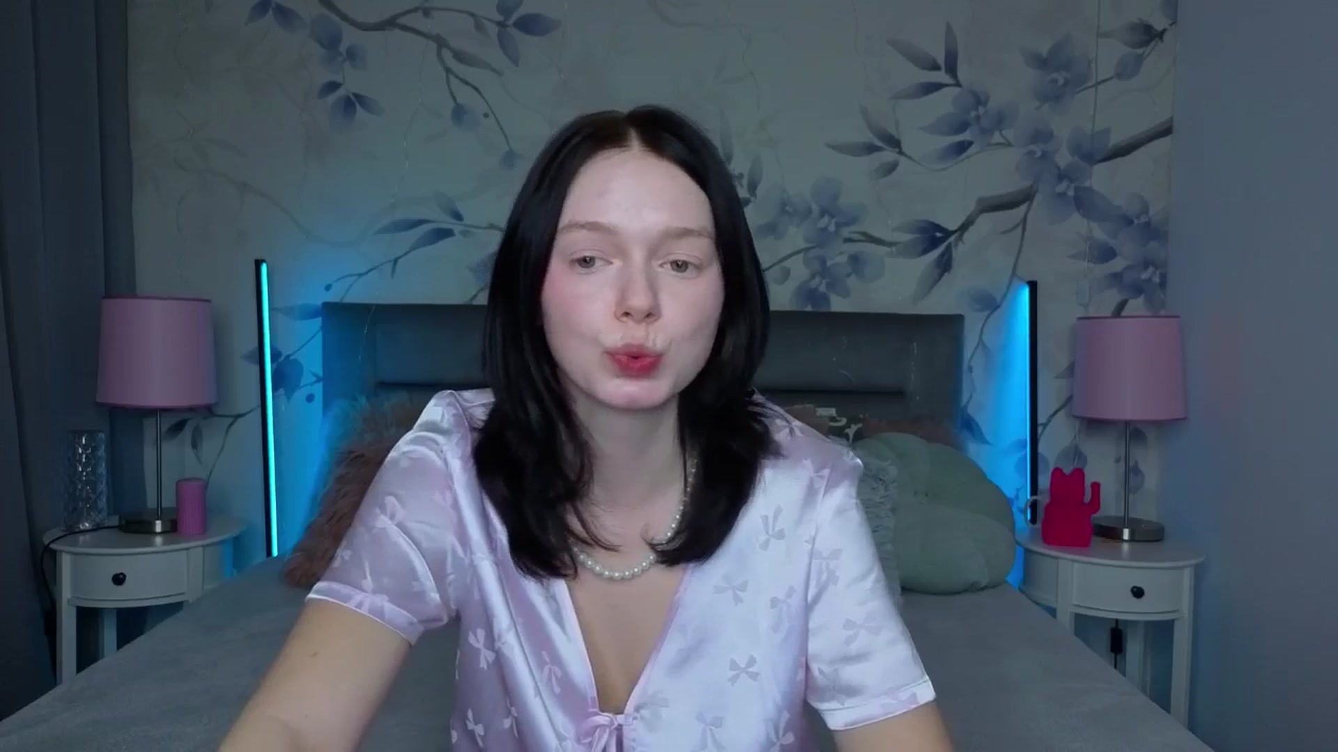 Gallery image thumbnail from Bucks_bunny's myfreecams stream on, 03/10/2026, 01:28 image 4 of 20