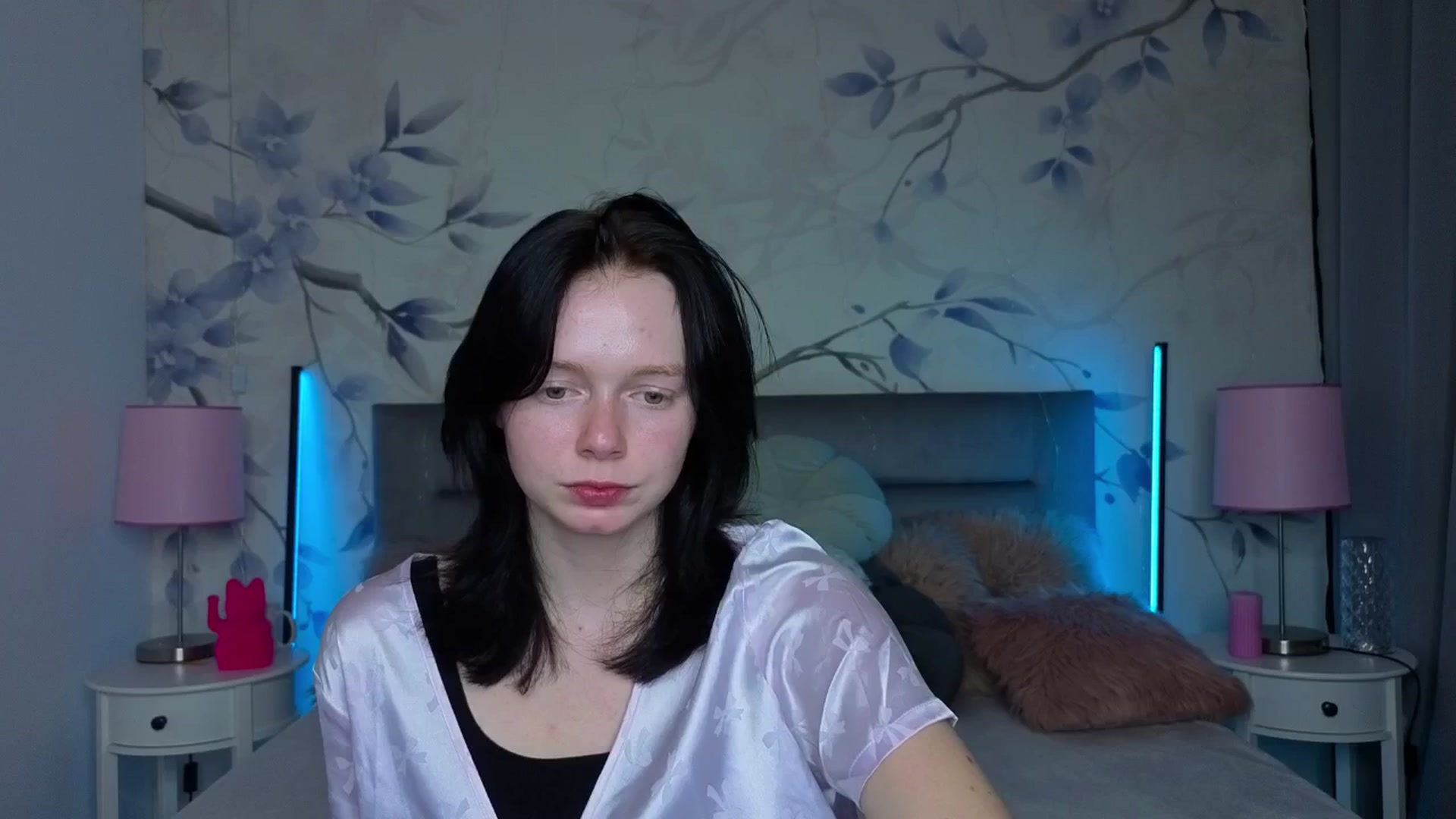 Gallery image thumbnail from Bucks_bunny's myfreecams stream on, 03/11/2026, 24:00 image 2 of 20