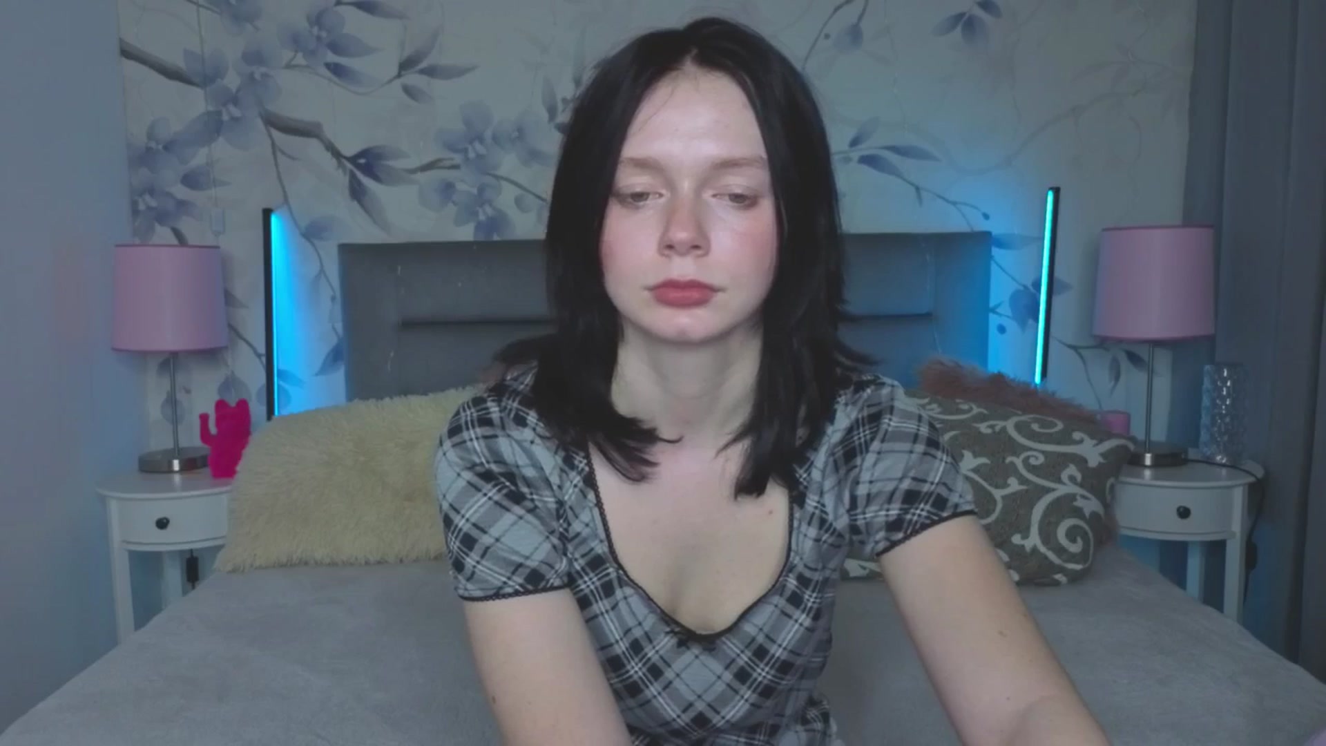 Gallery image thumbnail from Bucks_bunny's myfreecams stream on, 03/17/2026, 03:37 image 12 of 20