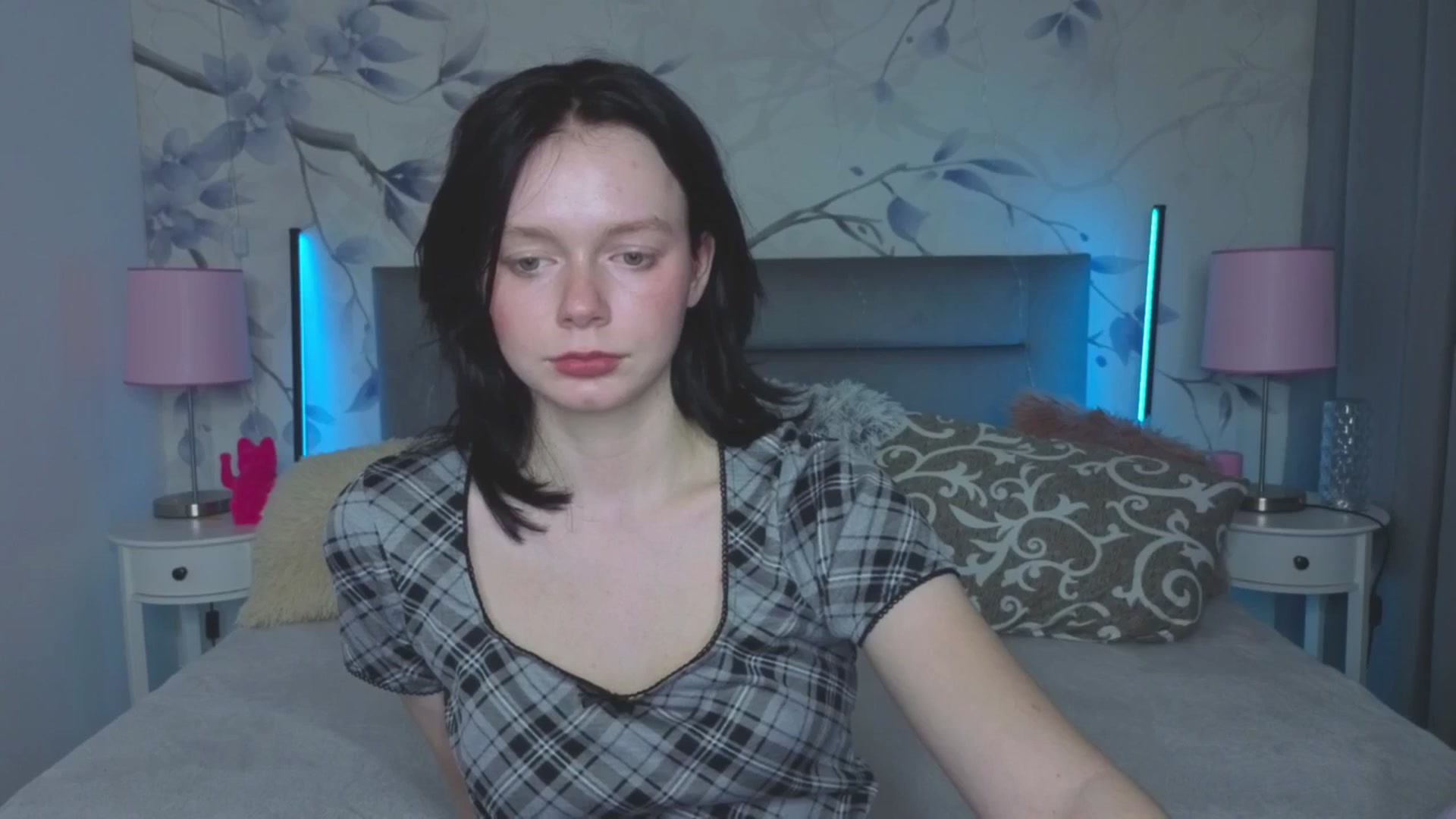 Gallery image thumbnail from Bucks_bunny's myfreecams stream on, 03/17/2026, 03:37 image 10 of 20