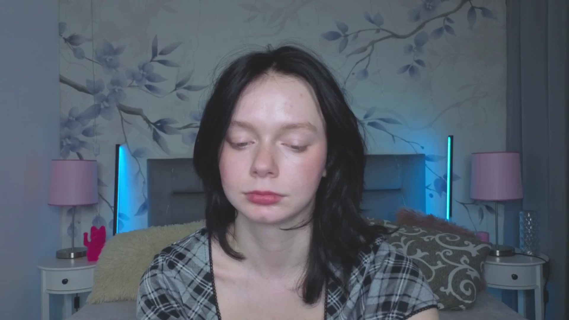Gallery image thumbnail from Bucks_bunny's myfreecams stream on, 03/17/2026, 04:20 image 13 of 20