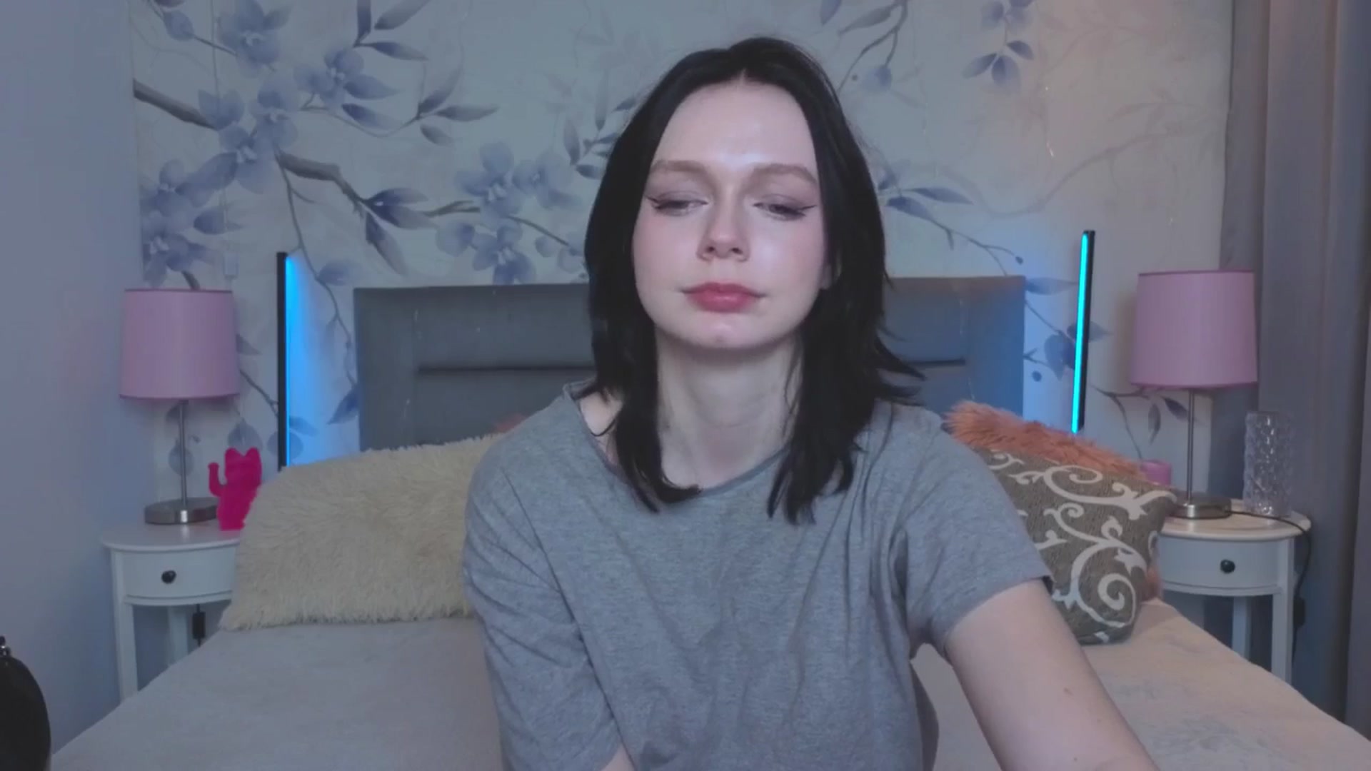 Gallery image thumbnail from Bucks_bunny's myfreecams stream on, 03/18/2026, 24:26 image 15 of 20