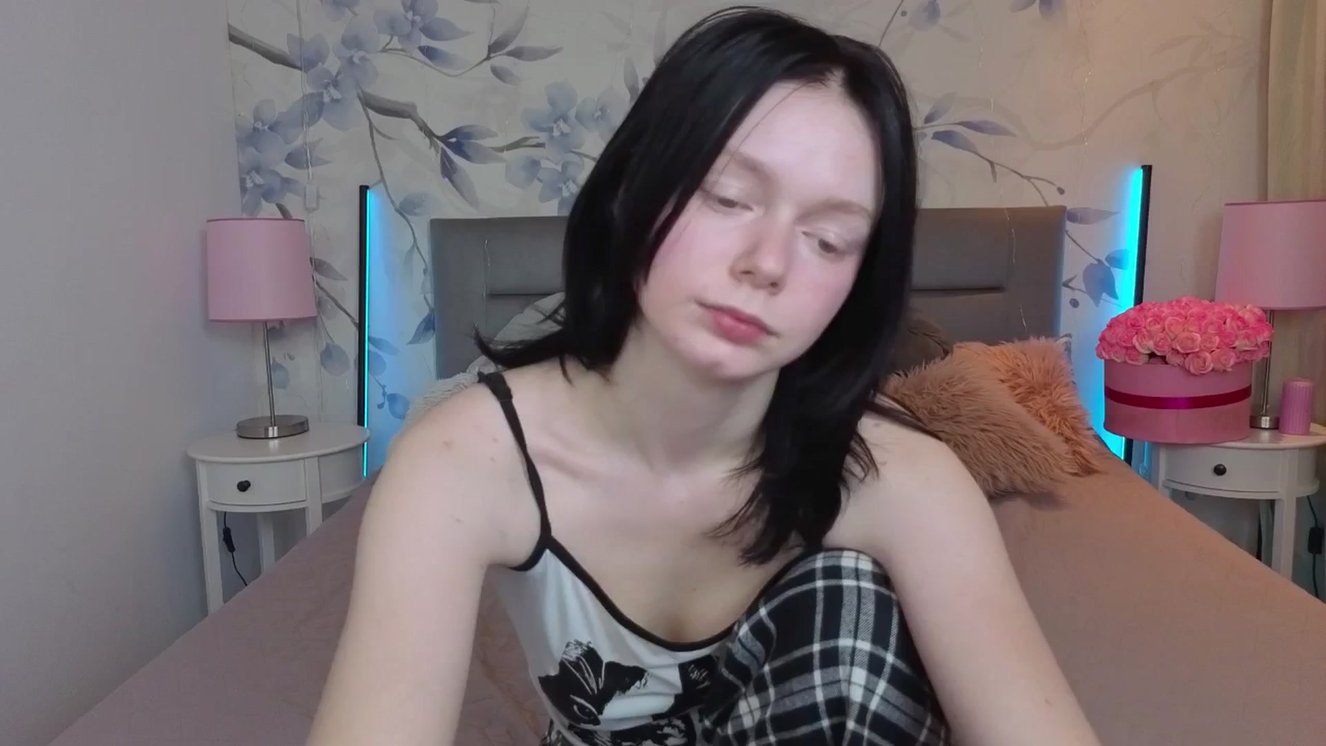 Gallery image thumbnail from Bucks_bunny's myfreecams stream on, 03/23/2026, 03:16 image 18 of 20