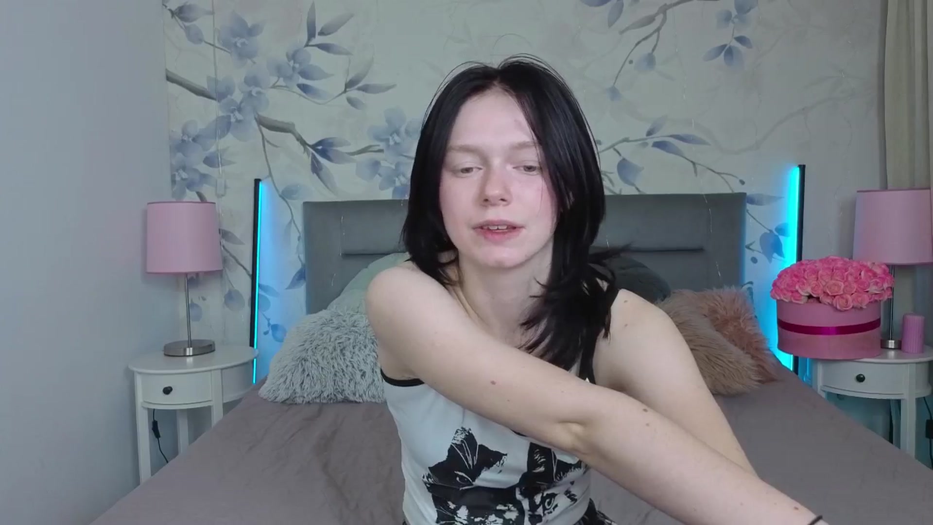 Gallery image thumbnail from Bucks_bunny's myfreecams stream on, 03/23/2026, 04:15 image 18 of 20