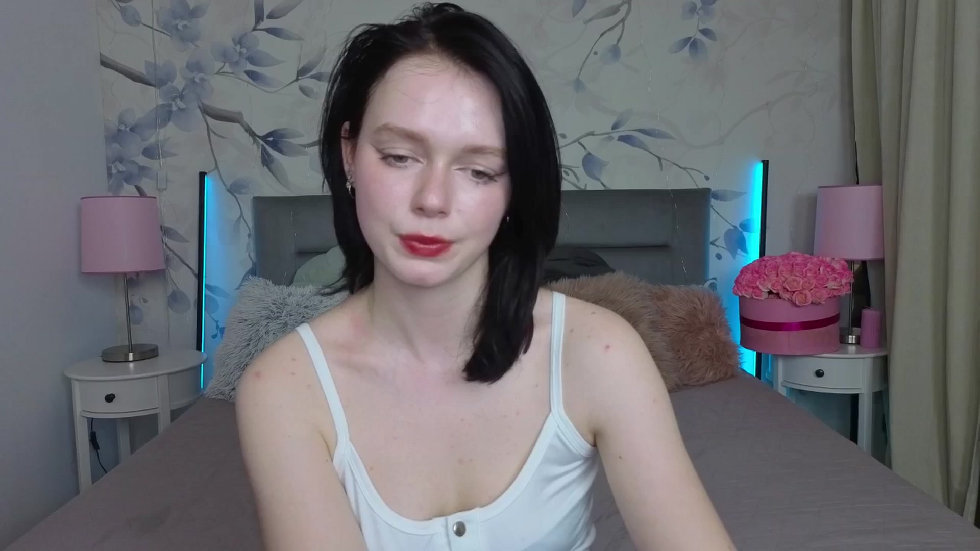 Gallery image thumbnail from Bucks_bunny's myfreecams stream on, 03/25/2026, 24:02 image 8 of 20