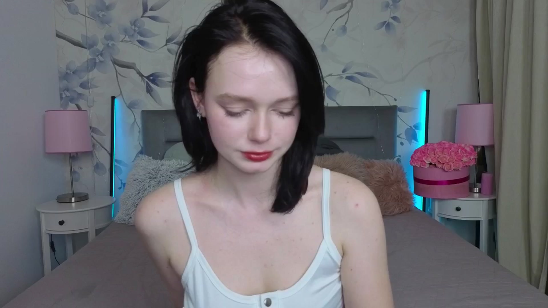 Gallery image thumbnail from Bucks_bunny's myfreecams stream on, 03/25/2026, 24:02 image 9 of 20