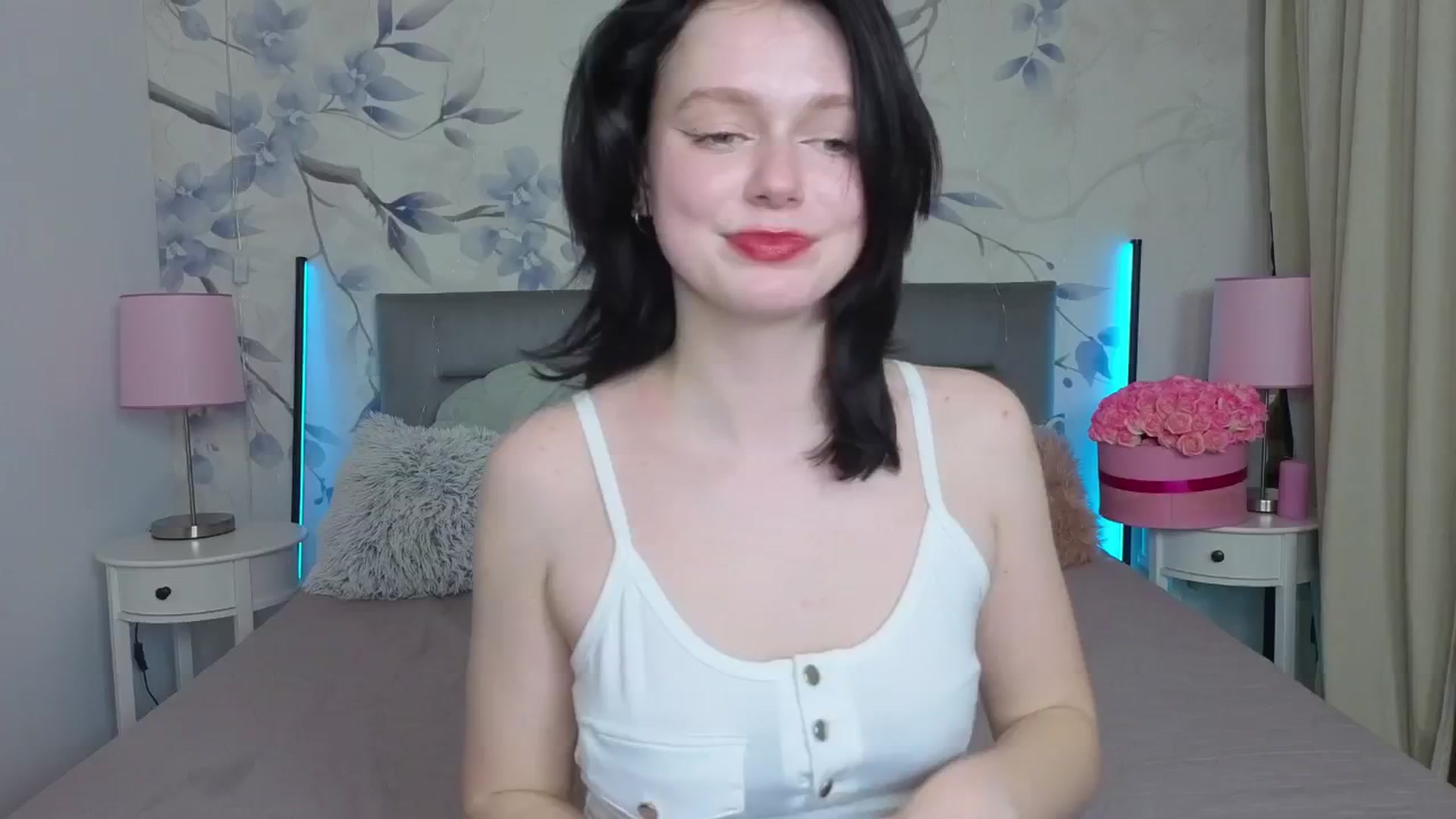Gallery image thumbnail from Bucks_bunny's myfreecams stream on, 03/25/2026, 24:02 image 18 of 20