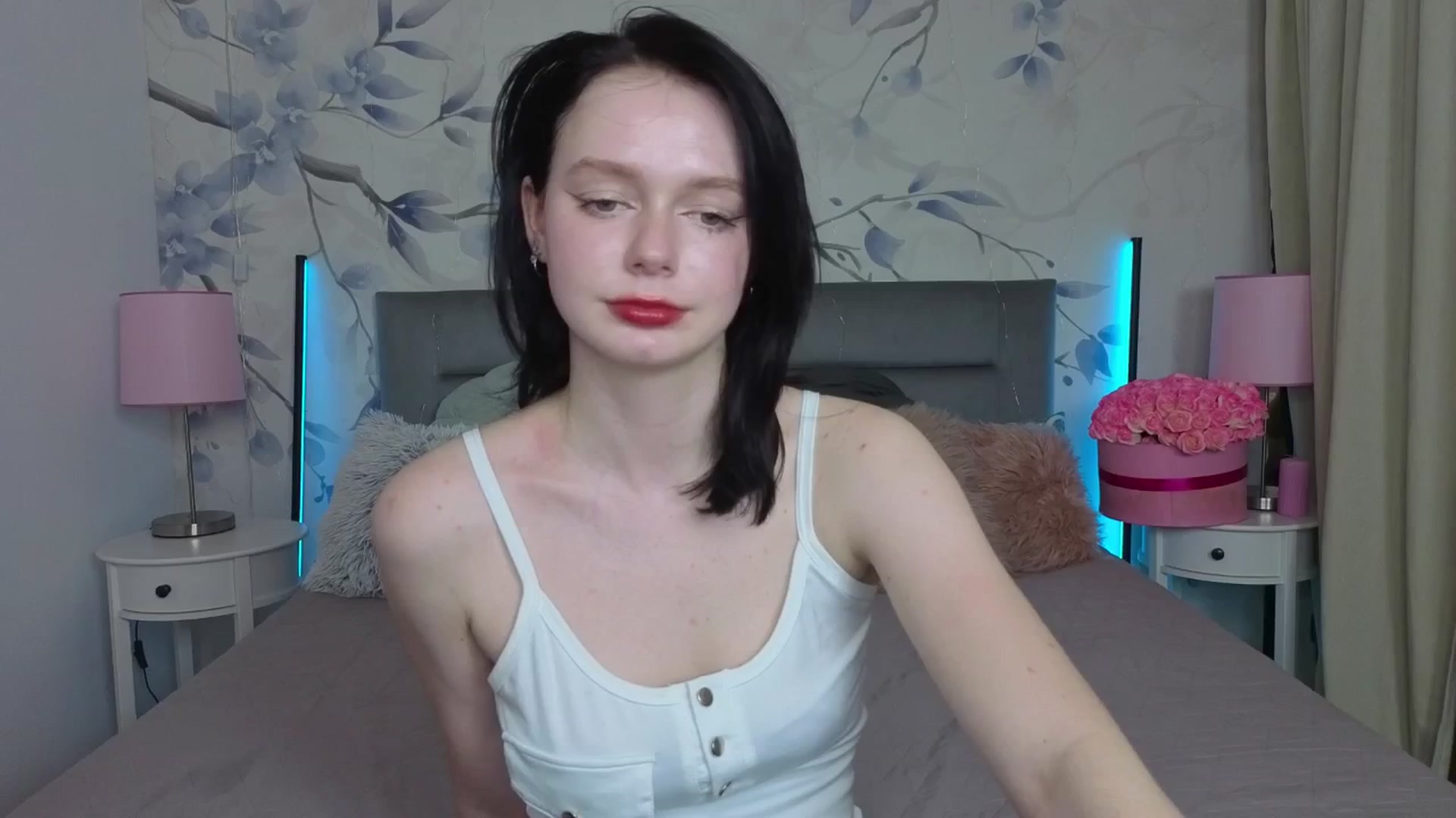 Gallery image thumbnail from Bucks_bunny's myfreecams stream on, 03/25/2026, 24:02 image 14 of 20
