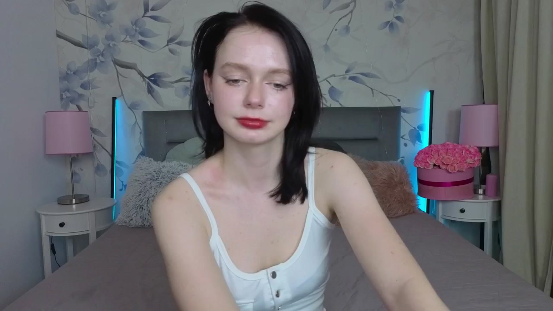 Gallery image thumbnail from Bucks_bunny's myfreecams stream on, 03/25/2026, 24:02 image 13 of 20