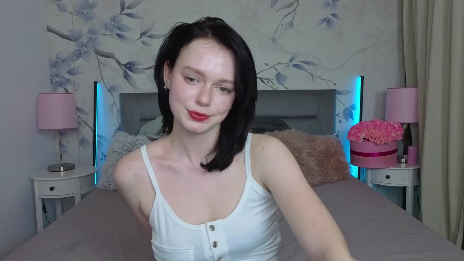 Gallery image thumbnail from Bucks_bunny's myfreecams stream on, 03/25/2026, 24:02 image 1 of 20