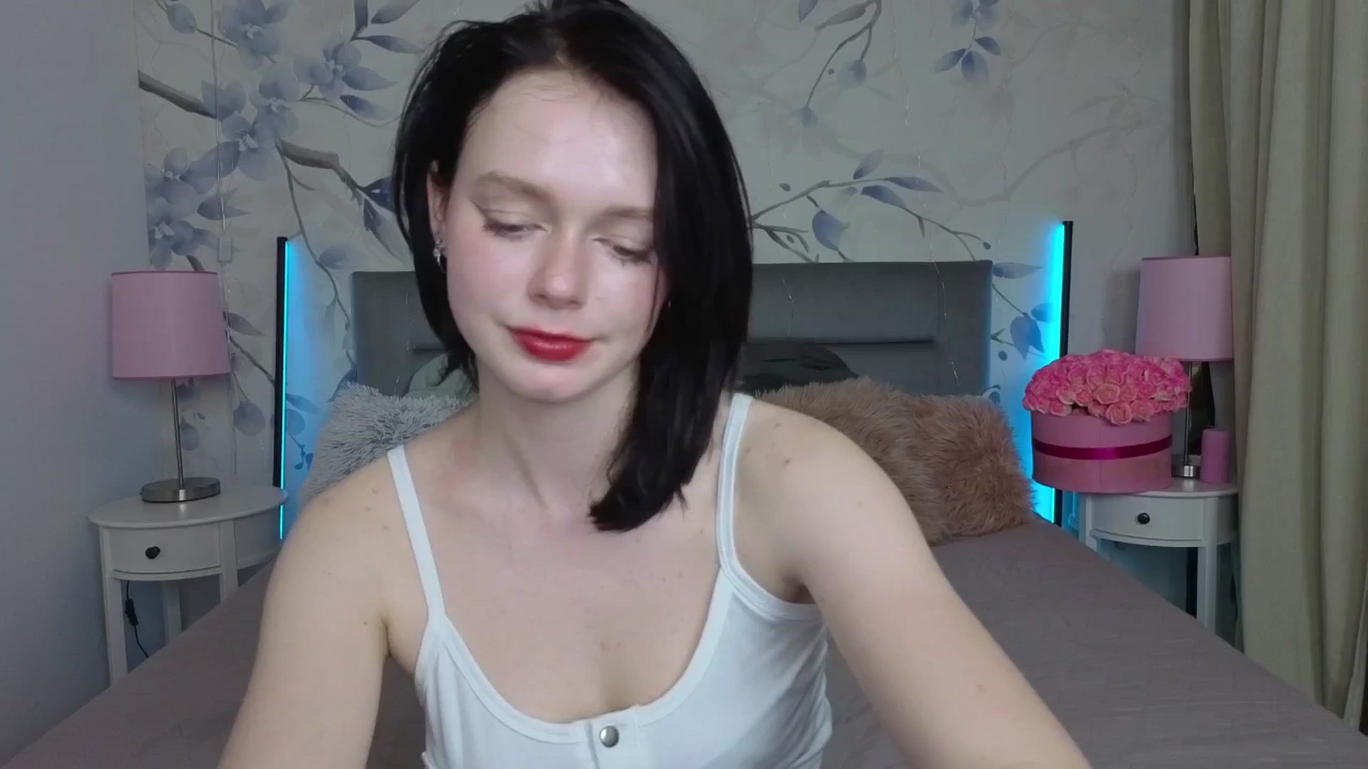 Gallery image thumbnail from Bucks_bunny's myfreecams stream on, 03/25/2026, 24:02 image 4 of 20