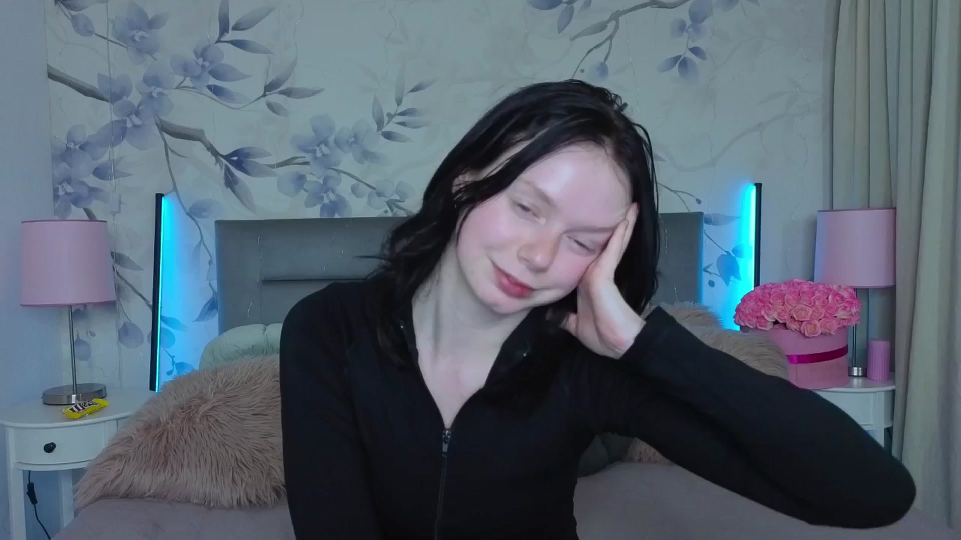 Gallery image thumbnail from Bucks_bunny's myfreecams stream on, 03/31/2026, 21:21 image 2 of 20