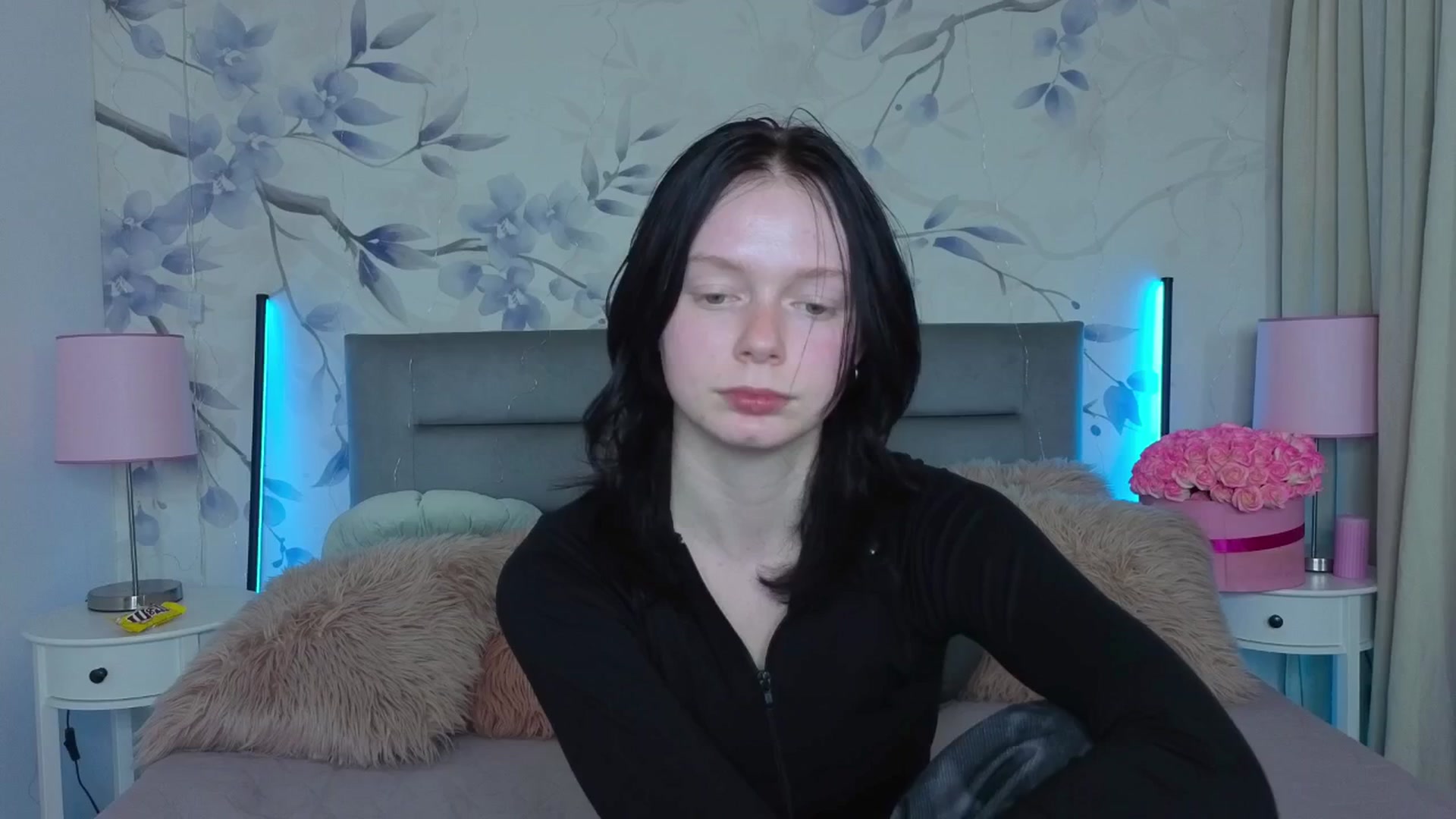 Gallery image thumbnail from Bucks_bunny's myfreecams stream on, 03/31/2026, 21:21 image 17 of 20