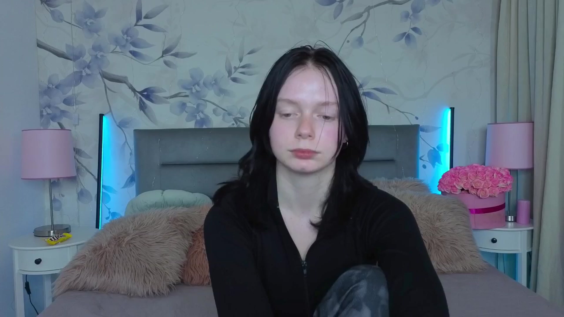 Gallery image thumbnail from Bucks_bunny's myfreecams stream on, 03/31/2026, 21:21 image 18 of 20