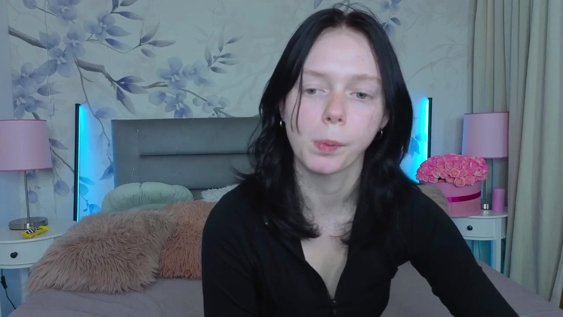 Gallery image thumbnail from Bucks_bunny's myfreecams stream on, 04/01/2026, 02:49 image 6 of 20
