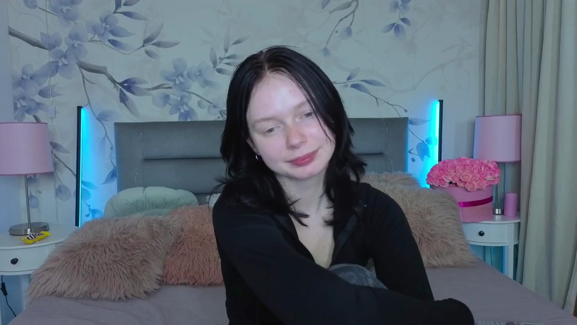 Gallery image thumbnail from Bucks_bunny's myfreecams stream on, 04/01/2026, 02:49 image 7 of 20