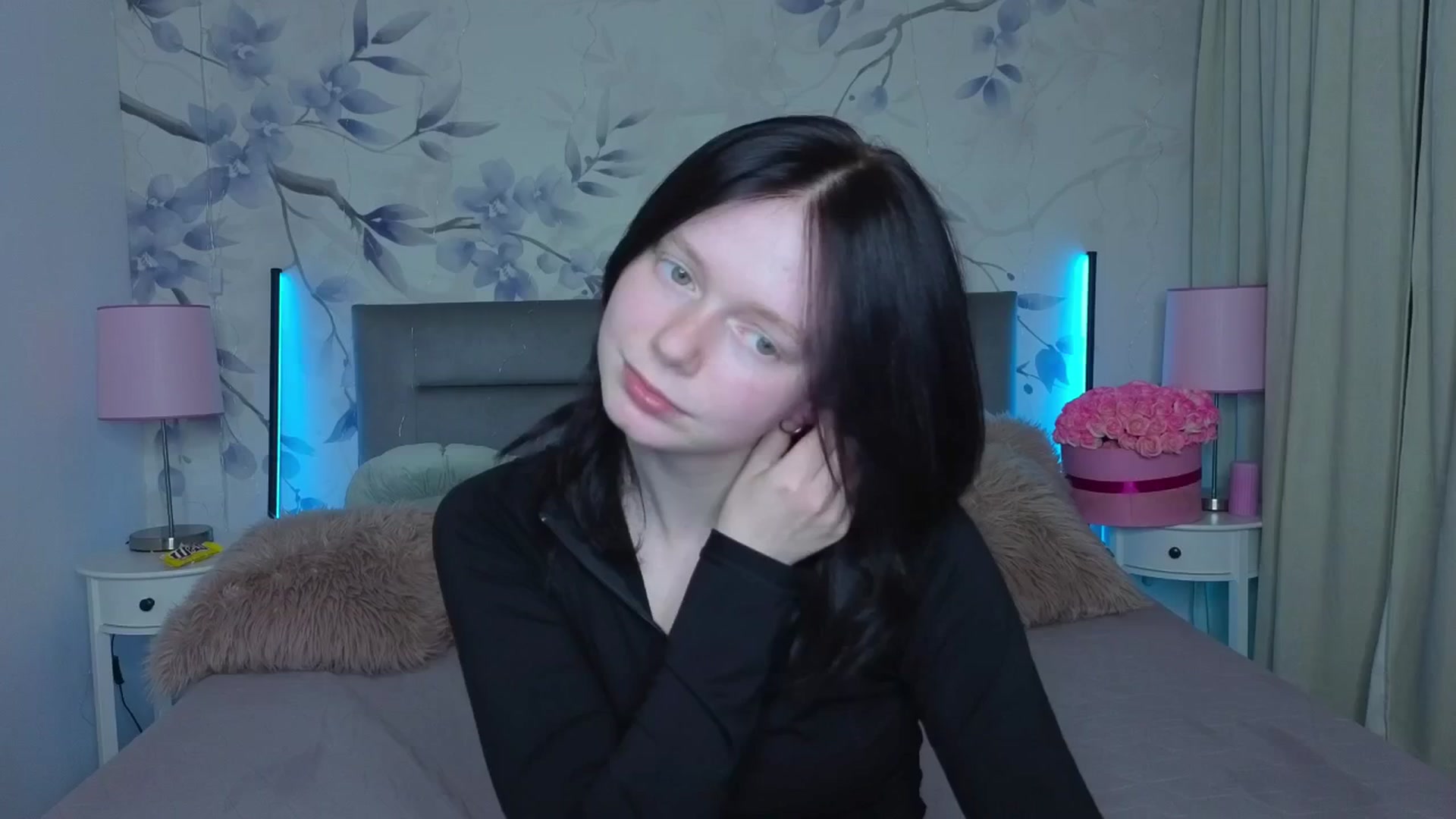 Gallery image thumbnail from Bucks_bunny's myfreecams stream on, 04/02/2026, 24:14 image 1 of 20
