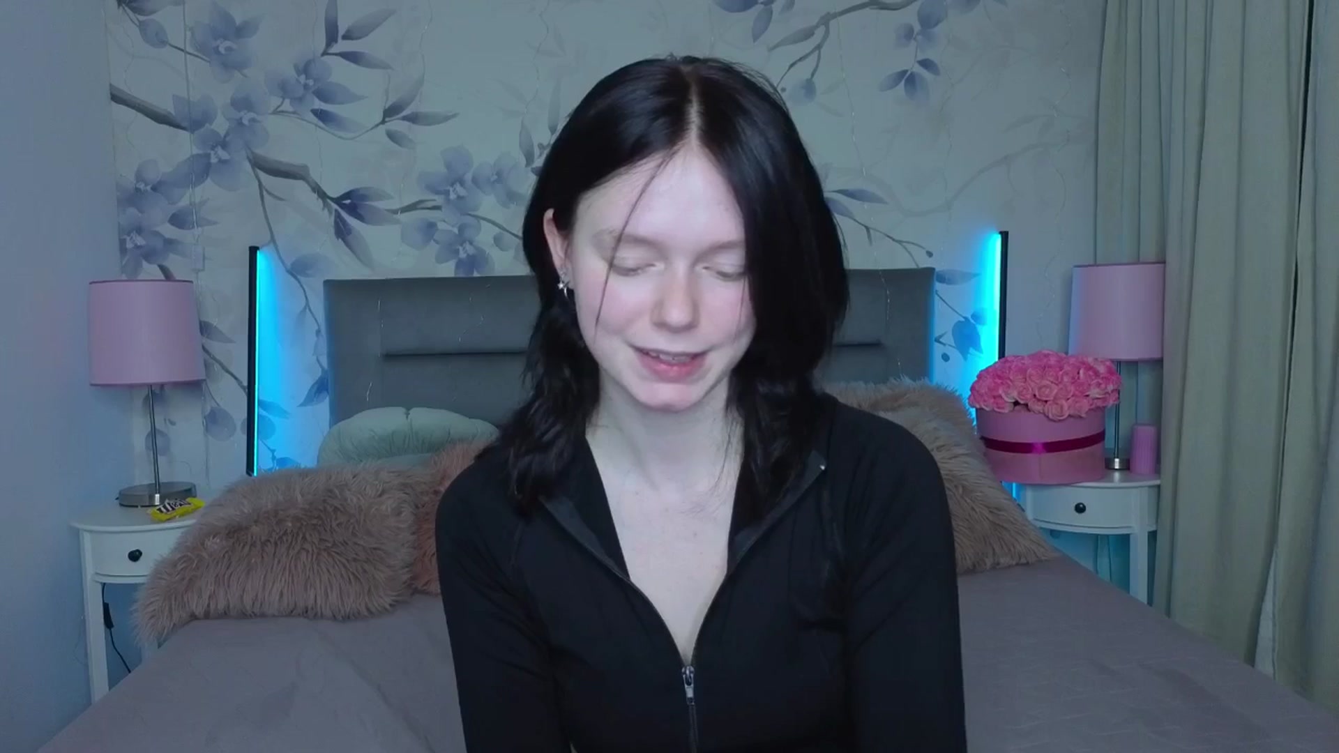 Gallery image thumbnail from Bucks_bunny's myfreecams stream on, 04/02/2026, 24:14 image 18 of 20