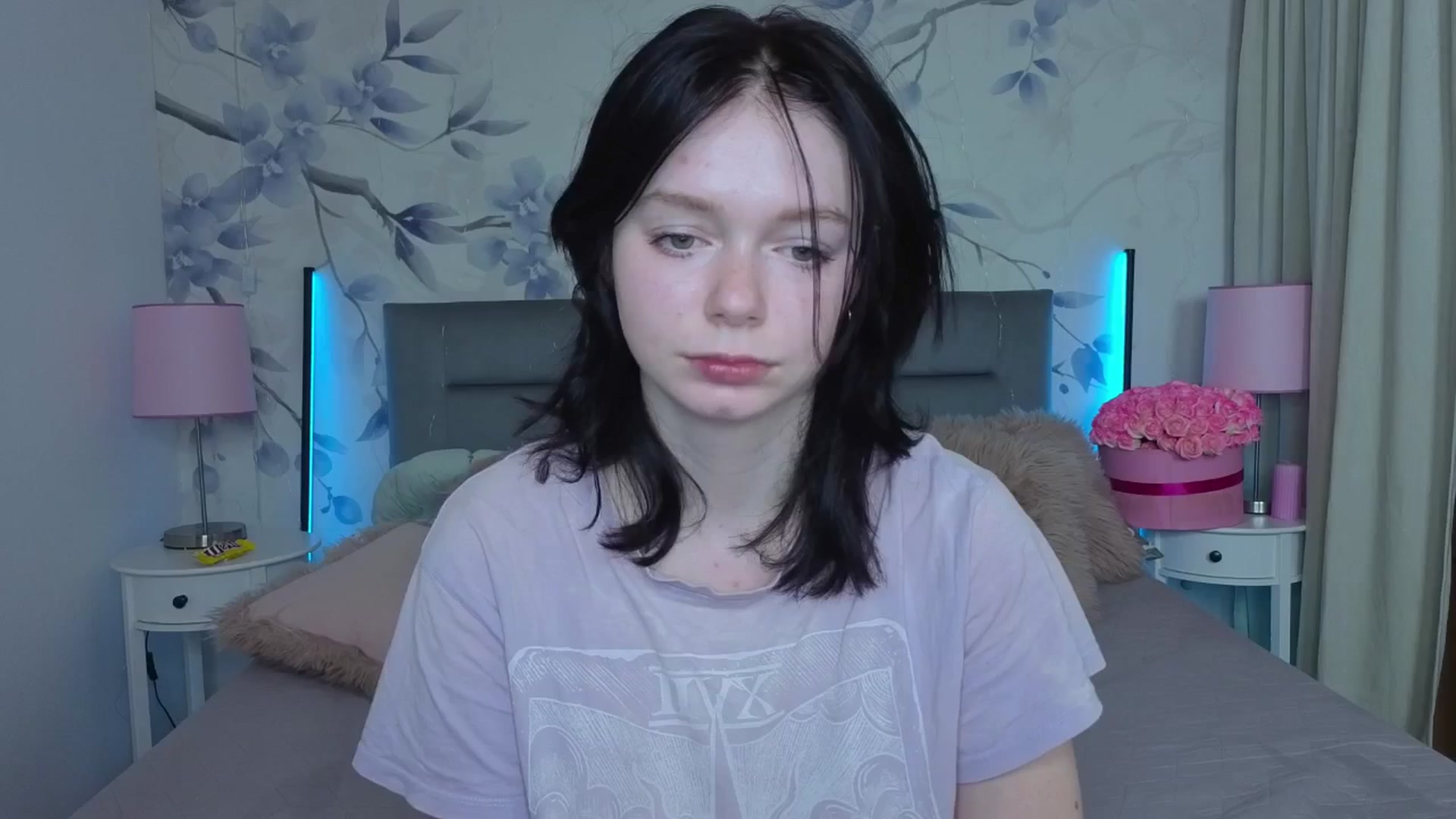Gallery image thumbnail from Bucks_bunny's myfreecams stream on, 04/02/2026, 23:56 image 2 of 20