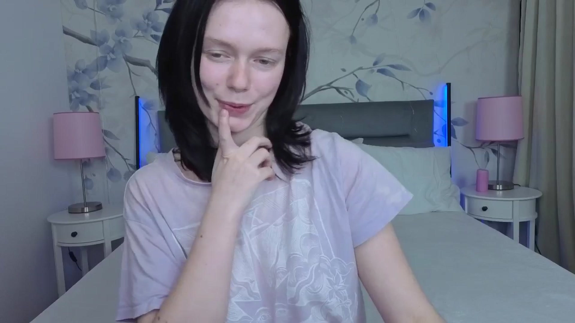 Gallery image thumbnail from Bucks_bunny's myfreecams stream on, 04/06/2026, 22:29 image 10 of 20