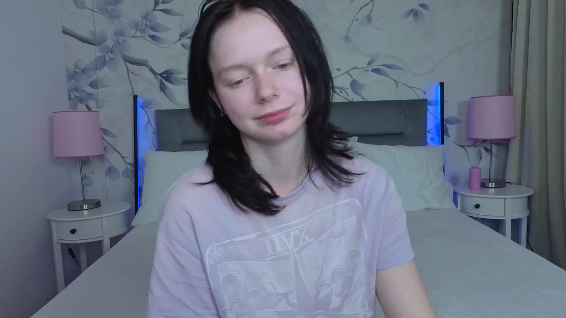 Gallery image thumbnail from Bucks_bunny's myfreecams stream on, 04/06/2026, 22:29 image 1 of 20