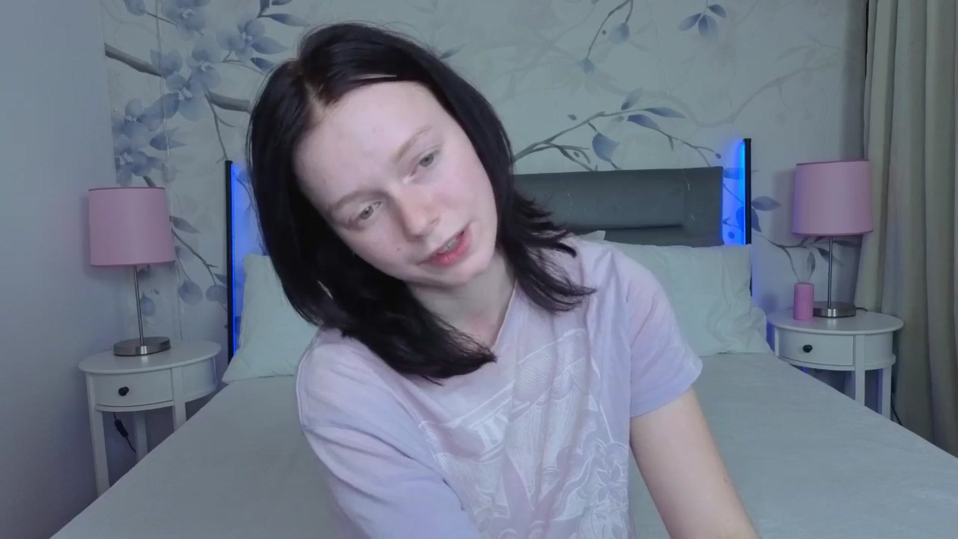 Gallery image thumbnail from Bucks_bunny's myfreecams stream on, 04/06/2026, 22:29 image 7 of 20