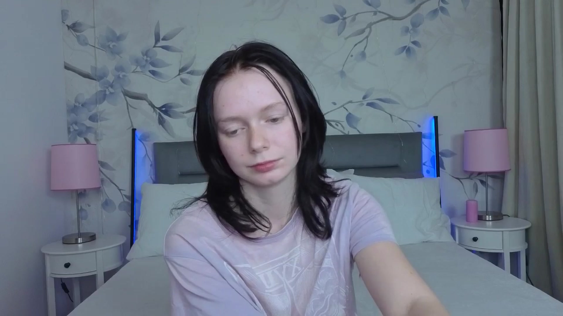 Gallery image thumbnail from Bucks_bunny's myfreecams stream on, 04/06/2026, 23:38 image 16 of 20