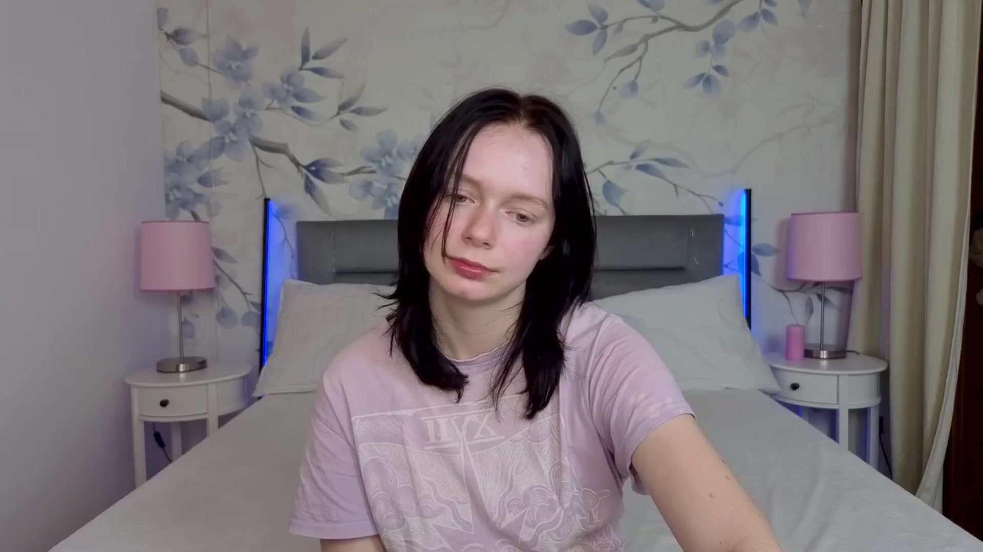 Gallery image thumbnail from Bucks_bunny's myfreecams stream on, 04/08/2026, 23:36 image 14 of 20