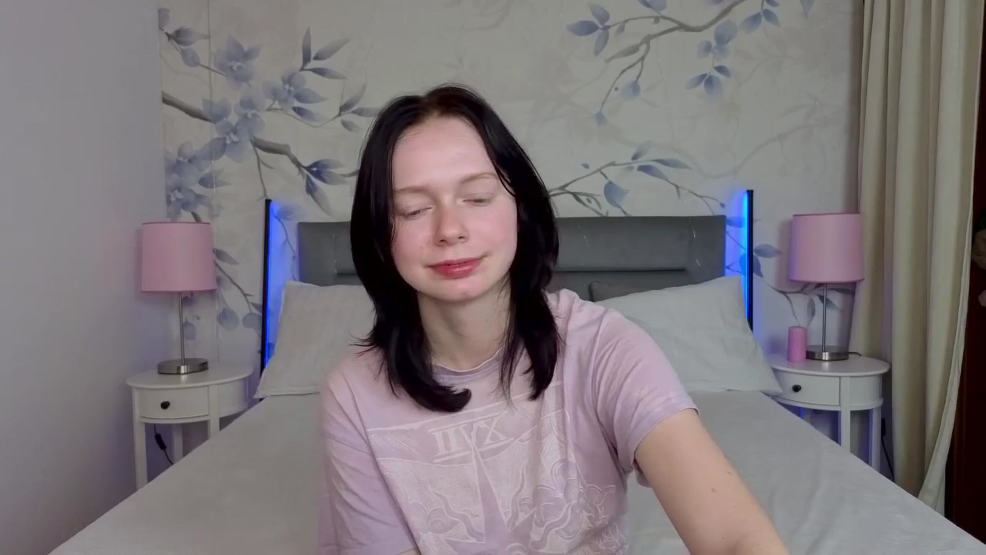 Gallery image thumbnail from Bucks_bunny's myfreecams stream on, 04/08/2026, 23:36 image 12 of 20