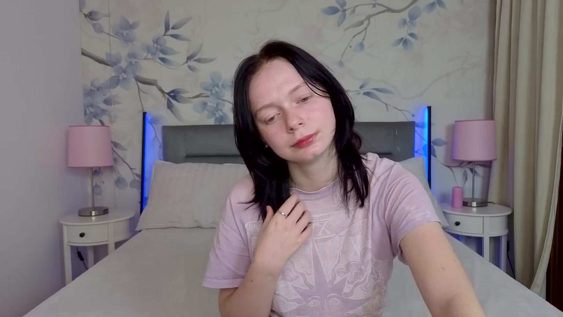 Gallery image thumbnail from Bucks_bunny's myfreecams stream on, 04/08/2026, 23:36 image 15 of 20
