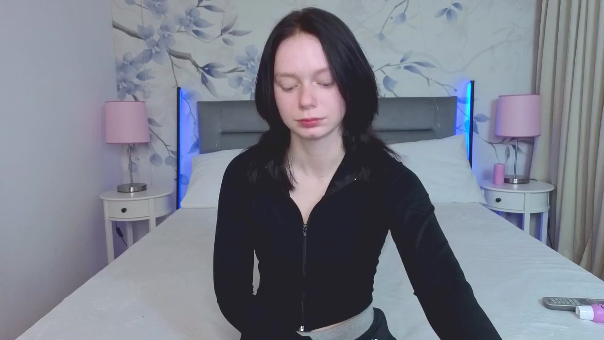 Gallery image thumbnail from Bucks_bunny's myfreecams stream on, 04/10/2026, 23:39 image 1 of 20