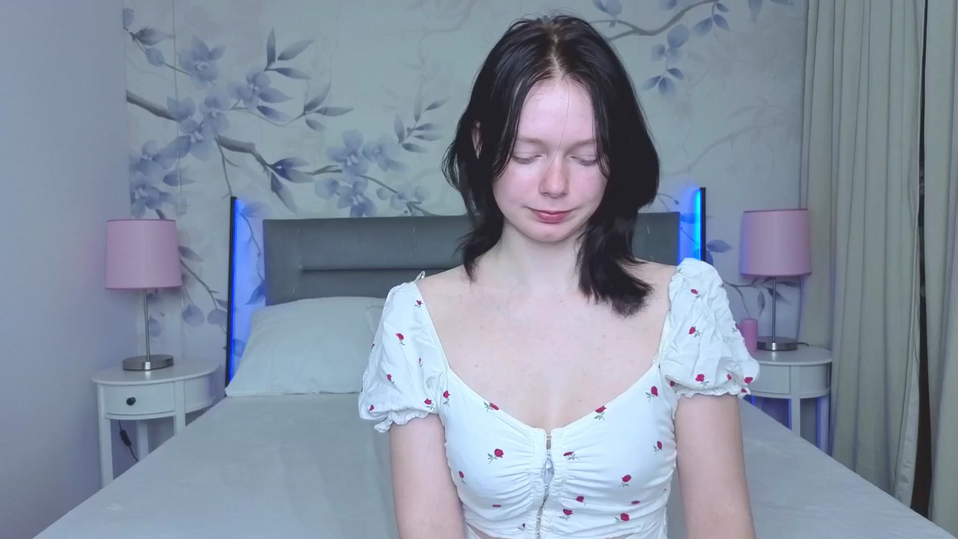 Gallery image thumbnail from Bucks_bunny's myfreecams stream on, 04/12/2026, 22:27 image 18 of 20
